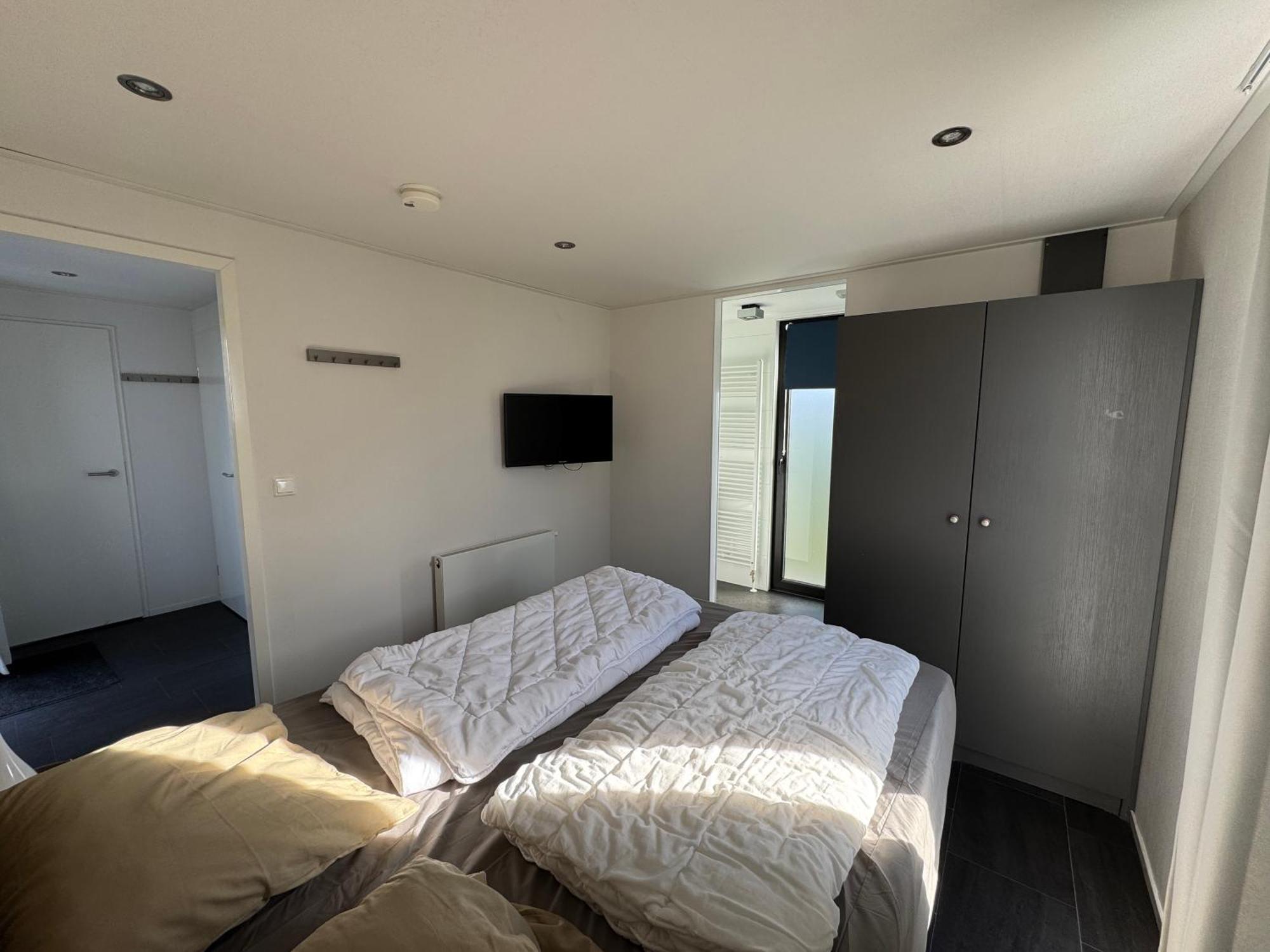 Zeeland-haus Mit Zaun Hausnr B067 Vakantiehuis *